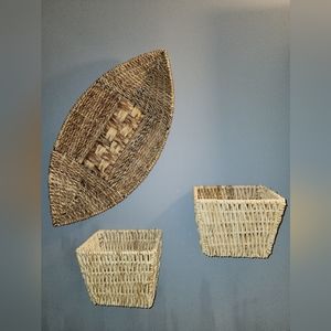 Wicker basket 2pc set and leaf tray basket